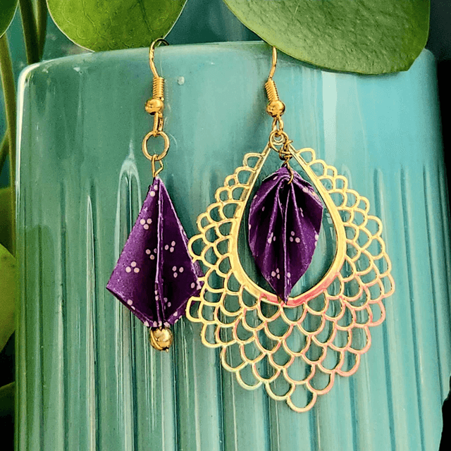 • LES DIFFÉRENTES – boucles d&#039;oreilles asymétriques en origami